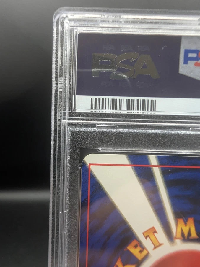 Pokémon TCG: 2000 Japanese Neo Genesis Feraligatr Holo #160 PSA 9 MINT